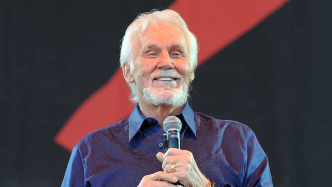 Kenny Rogers plays the Glastonbury Sunday Legends slot in 2013