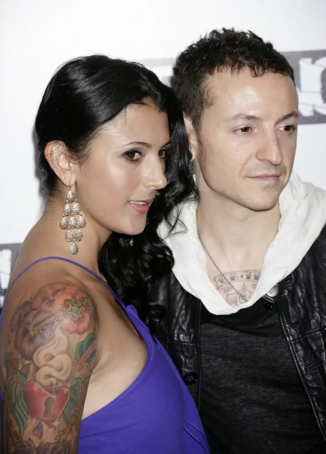 Linkin Park's Chester Bennington with his wife Talinda in 2009