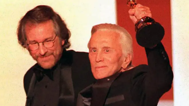 Steven Spielberg and Kirk Douglas at the Oscars in 1996