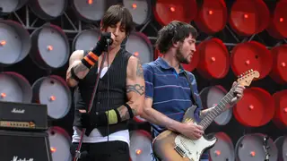 Anthony Kiedis and John Frusciante onstage at Live Earth on 7 July 2007