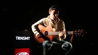 Gerry Cinnamon covers Catfish And The Bottlemen for TRNSMT