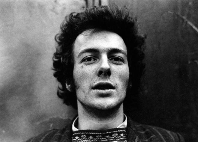 Joe Strummer puts his failed grave-digging career behind him and looks forward to playing with his band The 101ers in 1976.