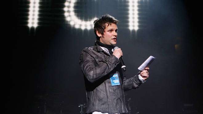 Gordon Smart introduces Kasabian at the Royal Albert Hall for Teenage Cancer Trust in 2009