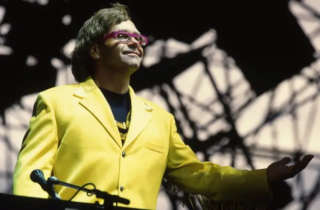 Elton John performs in 1992