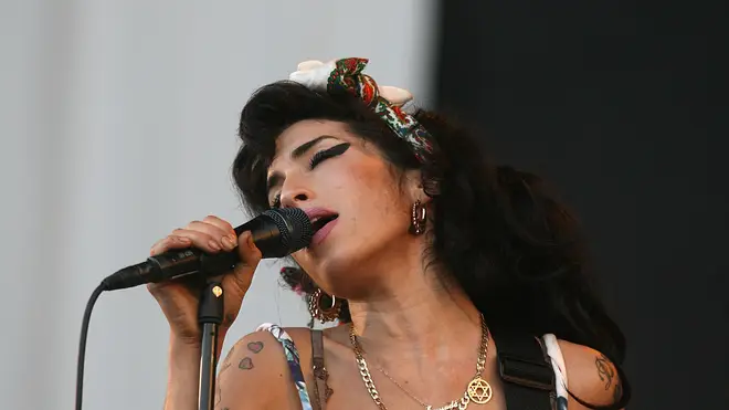 Amy Winehouse performs Oxegen Festival 2008