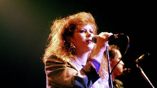 Kirsty Maccoll Performing With The Pogues in 1988