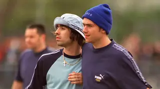 Liam Gallagher and Damon Alban enjoy some sporting vbanter in the 90s