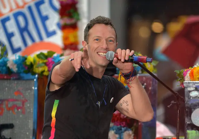 Chris Martin performs with Coldplay on US TV in 2016