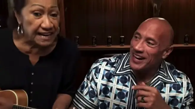 Dwayne Johnson sings a duet with his mum
