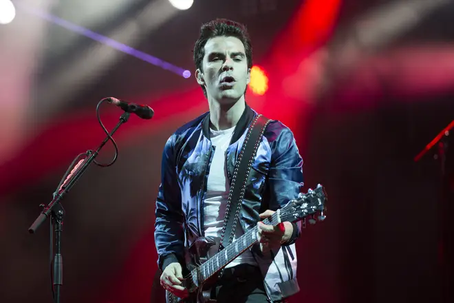 Kelly Jones doing what he does the best - fronting Stereophonics at the isle Of Wight Festival in 2016