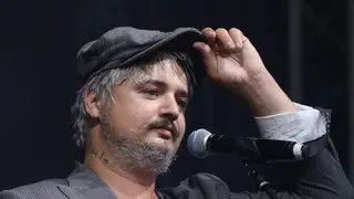 Pete Doherty shows off his fuller figure