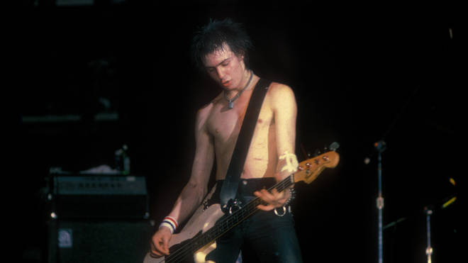 Sid Vicious onstage with the Sex Pistols at the final show of their US tour on 14th January 1978