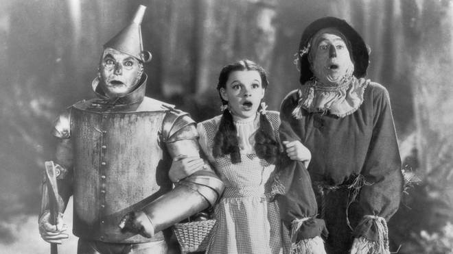 The Tin Man, Dorothy and Scarecrow: massive Floyd-heads, apparently