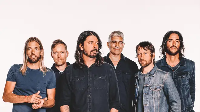 Foo Fighters in 2017: Taylor Hawkins, Nate Mendel, Dave Grohl, Pat Smear, Chris Shiflett and Rami Jaffee.