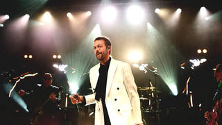 Tom Meighan performs At O2 Shepherd's Bush Empire in 2022
