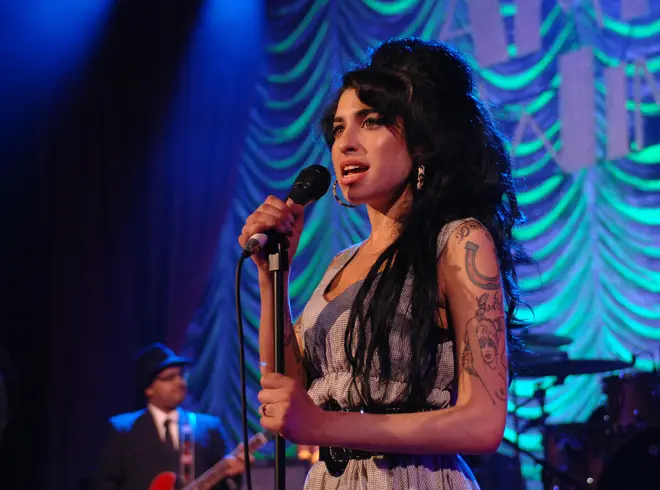 Amy Winehouse performing live in London, May 2007