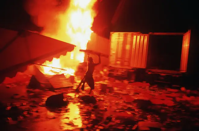 Woodstock '99 burns on Sunday night