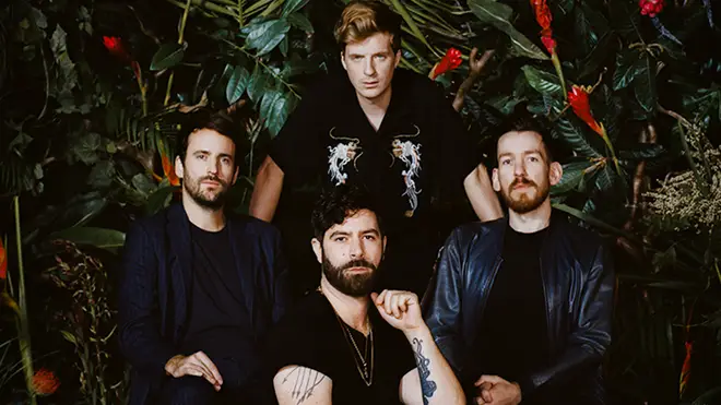 Foals, 2019