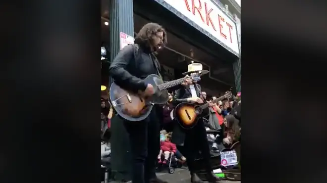 Dave Grohl busked in Seattle with Brandi Carlile