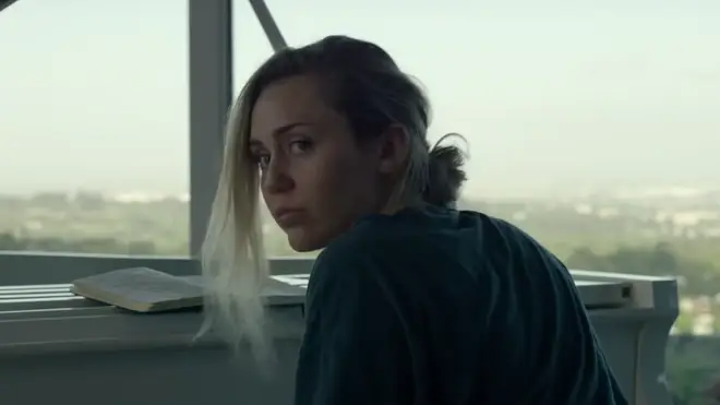 Miley Cyrus in the Netflix trailer for Black Mirror season 5