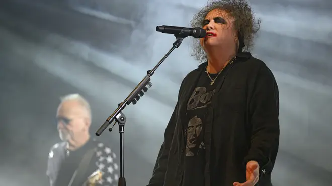 The Cure: Robert Smith and guitarist Reeves Gabrels at Wembley, 12th December 2022