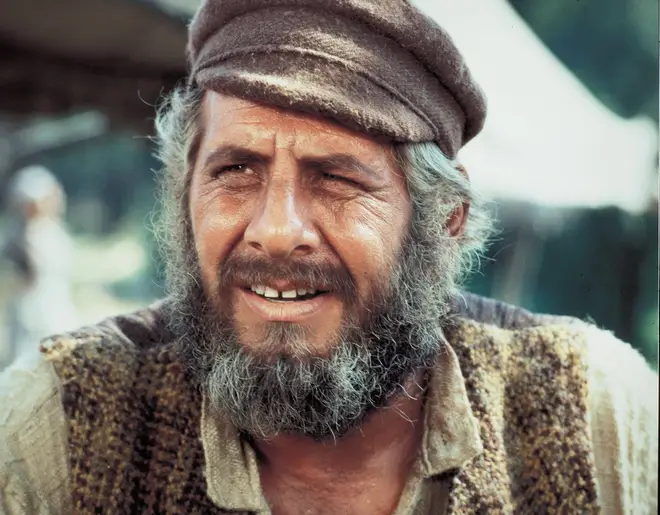 Topol in his most famous role, in Fiddler On The Roof (1971)