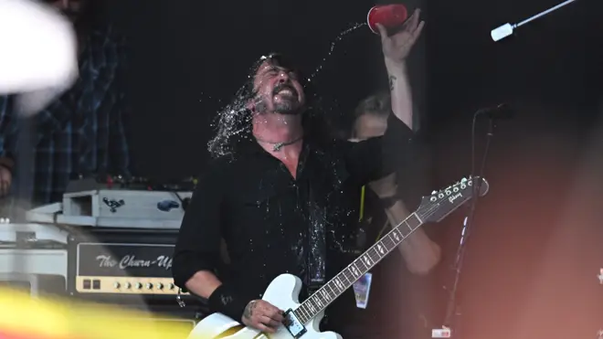 Dave Grohl cools down on the Pyramid Stage at Glastonbury, 23rd June 2023