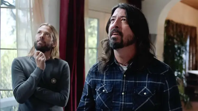 Taylor Hawkins and Dave Grohl in the Foo Fighters movies Studio 666.